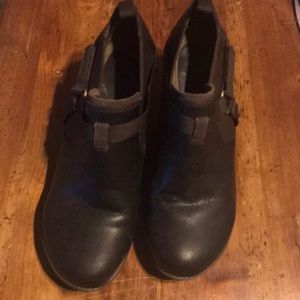 Women’s Merrell Brown Dress Shoes